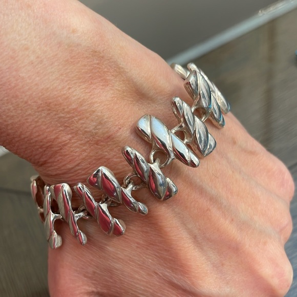 Vintage Premier Designs “Artistic” Silver-tone Toggle Bracelet Style #5062 - Picture 13 of 16